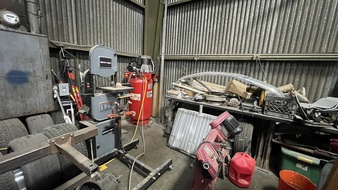Enlarge photo 24