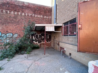 Enlarge photo 14