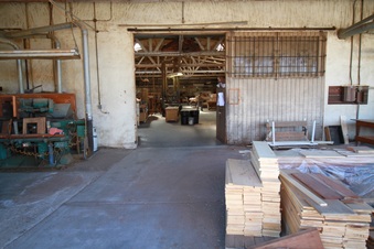 Enlarge photo 80