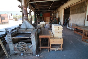 Enlarge photo 90