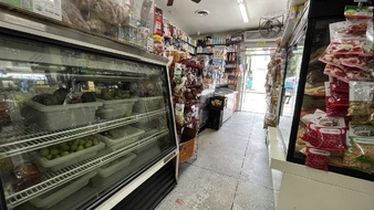Enlarge photo 24