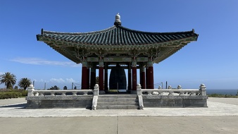 Enlarge photo 18