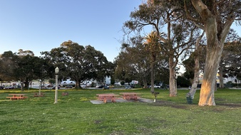 Enlarge photo 3