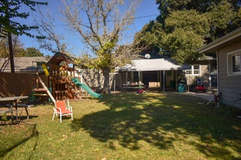 Enlarge photo 22