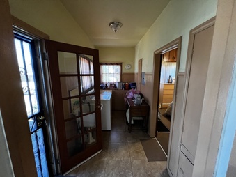 Enlarge photo 14