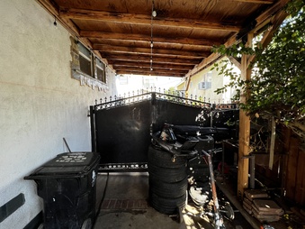 Enlarge photo 10