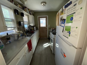 Enlarge photo 15