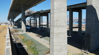 Enlarge photo 196