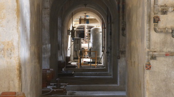 Enlarge photo 88