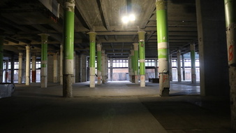 Enlarge photo 22