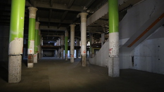 Enlarge photo 16