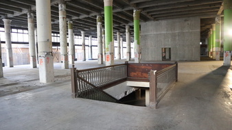 Enlarge photo 18