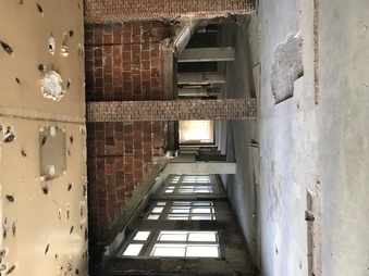 Enlarge photo 58