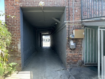Enlarge photo 21