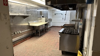 Enlarge photo 48
