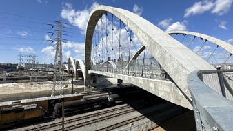 Enlarge photo 126