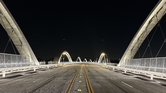 Enlarge photo 52