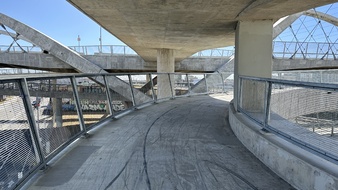 Enlarge photo 186