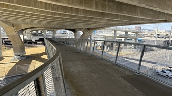 Enlarge photo 119