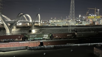 Enlarge photo 82