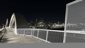 Enlarge photo 59