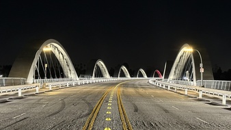 Enlarge photo 53