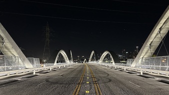 Enlarge photo 51