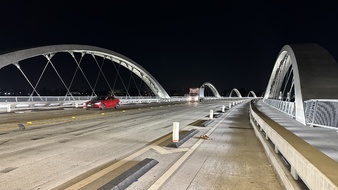 Enlarge photo 43