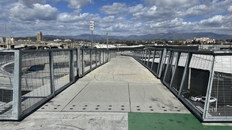 Enlarge photo 176