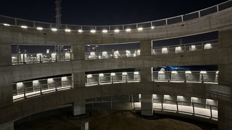 Enlarge photo 15