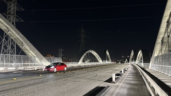 Enlarge photo 56