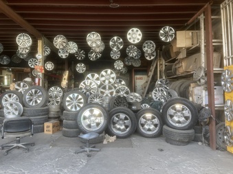 Enlarge photo 38