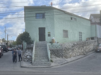 Enlarge photo 24