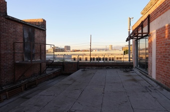 Enlarge photo 27