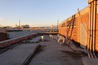 Enlarge photo 38