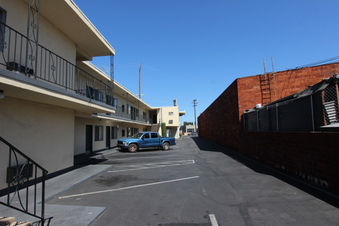 Enlarge photo 17