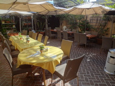 Enlarge photo 33