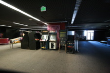 Enlarge photo 75
