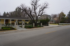 5646 Woodlake Ave - Woodland Hills