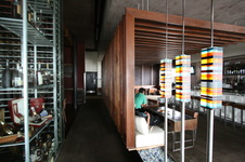 Enlarge photo 19
