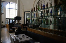 Enlarge photo 19