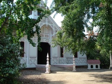 Enlarge photo 22