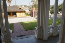 Enlarge photo 13