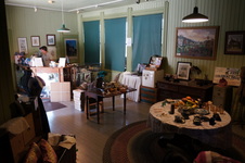 Enlarge photo 121