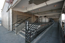 Enlarge photo 32
