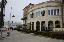 Enlarge photo 37