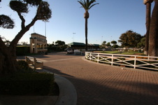 Enlarge photo 1