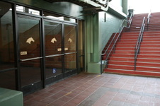 Enlarge photo 68