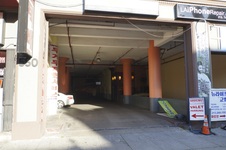 Enlarge photo 19