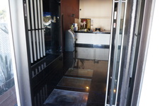 Enlarge photo 10